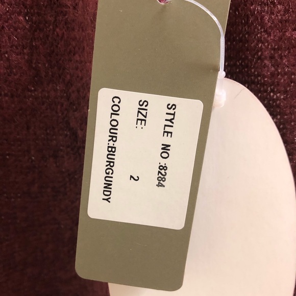 Saga Burgundy sweater - Picture 8 of 12